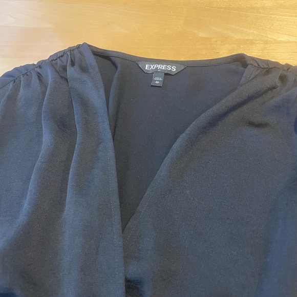 Express Black Tie Waist V-Neck Blouse Size XS - Picture 4 of 10